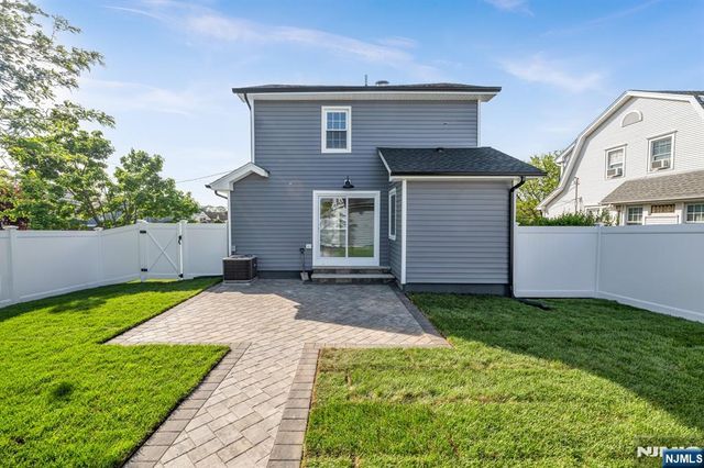 456 Collins Avenue, Hasbrouck Heights, NJ 07604