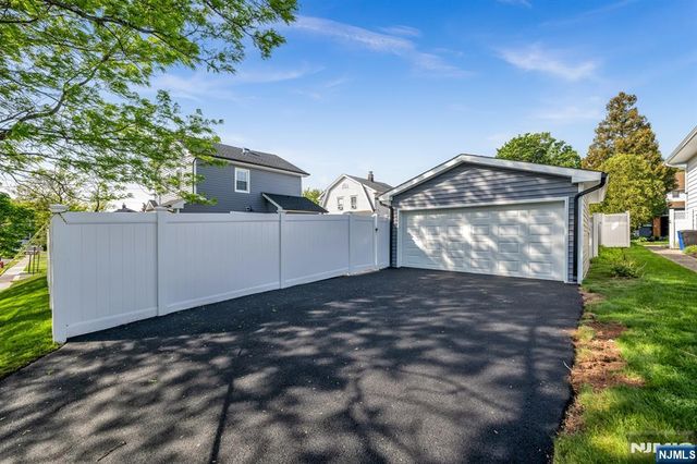 456 Collins Avenue, Hasbrouck Heights, NJ 07604