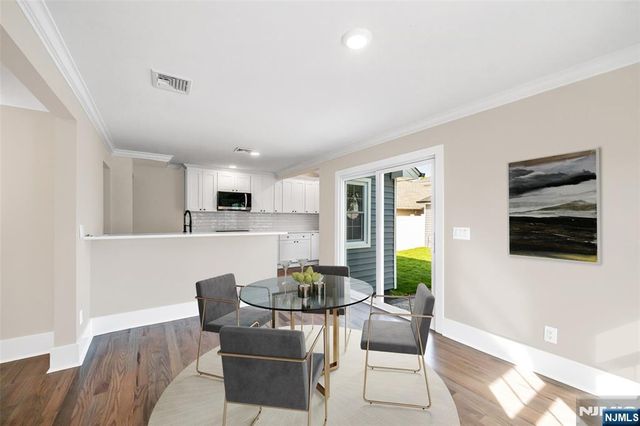 456 Collins Avenue, Hasbrouck Heights, NJ 07604