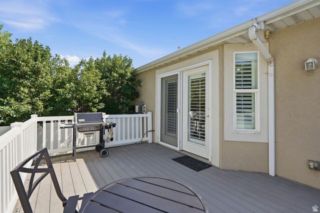 9487 S PEACEFUL VIEW WAY, South Jordan, UT 84095