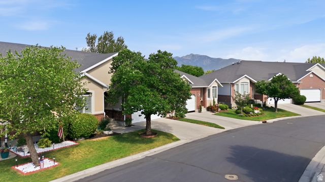 9487 S PEACEFUL VIEW WAY, South Jordan, UT 84095
