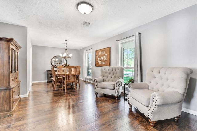 404 Independence Drive, Friendswood, TX 77546