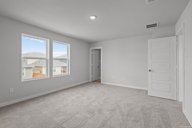 9974 Chavaneaux Lndg, San Antonio, TX 78221