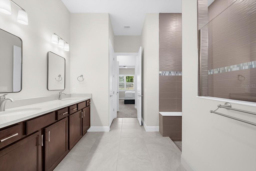 Image 31 of property listing at 7140 WOODVILLE COVE, Bradenton, FL 34202