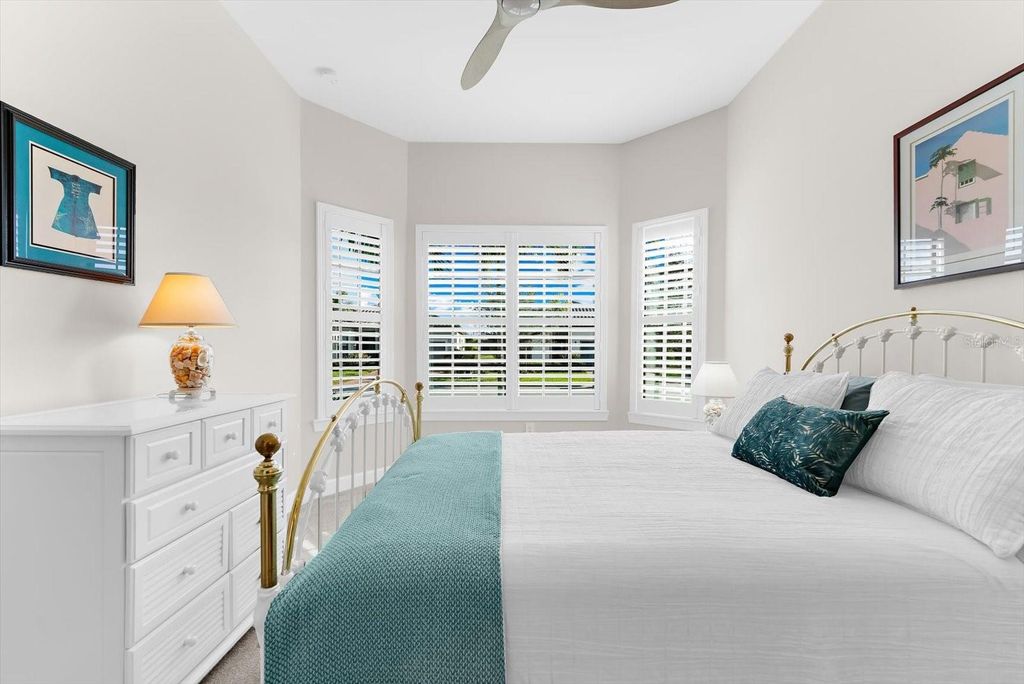 Image 9 of property listing at 7140 WOODVILLE COVE, Bradenton, FL 34202