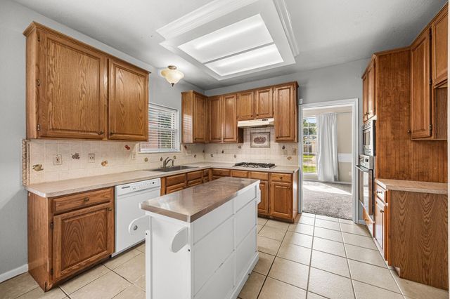 7910 Millers Way, Houston, TX 77095
