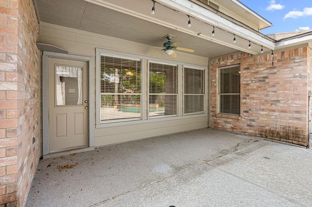 7910 Millers Way, Houston, TX 77095