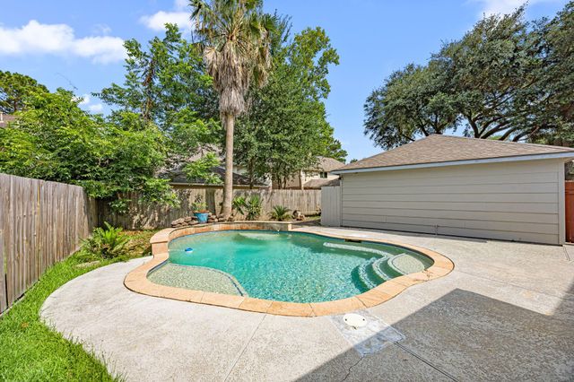 7910 Millers Way, Houston, TX 77095