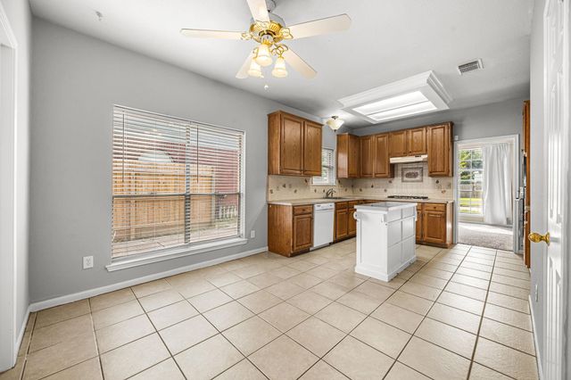 7910 Millers Way, Houston, TX 77095
