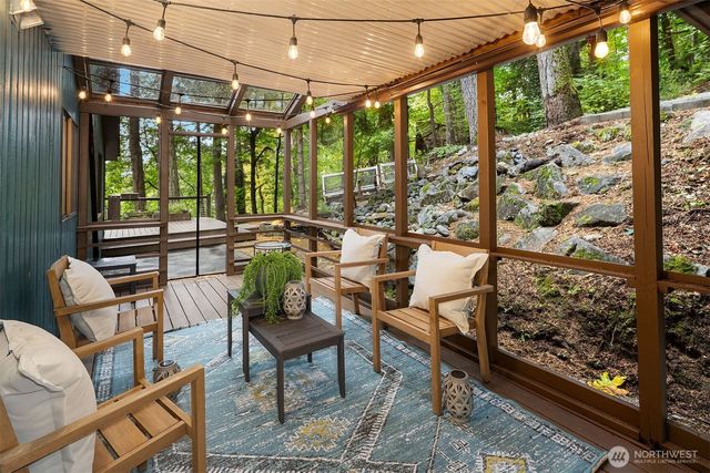 25156 SE 158th Street, Issaquah, WA 98027