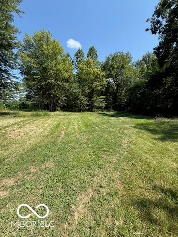 2073 S Us Highway 31, Franklin, IN 46131