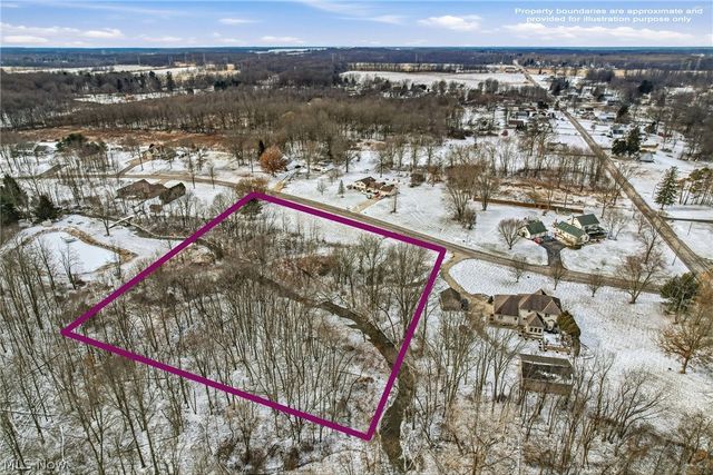 Brookhollow Drive, Warren, OH 44481