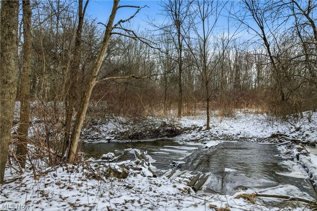 Brookhollow Drive, Warren, OH 44481
