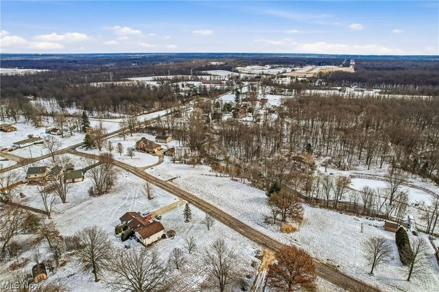 Brookhollow Drive, Warren, OH 44481