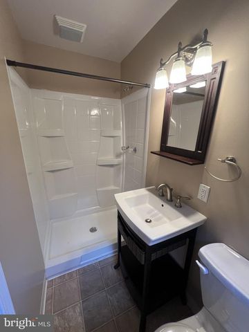 25 BIRCHWAY DR, Chambersburg, PA 17202