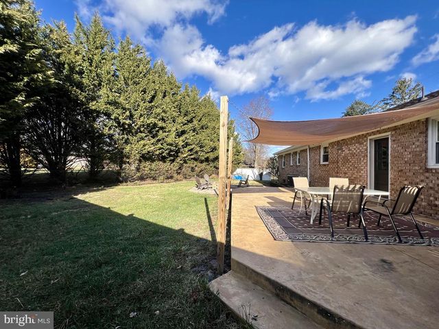 25 BIRCHWAY DR, Chambersburg, PA 17202