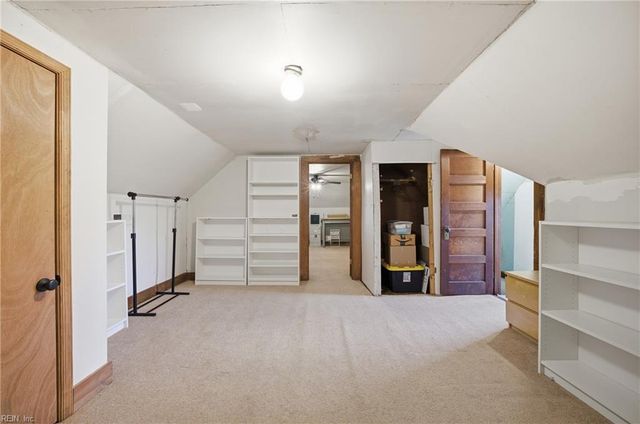 2011 Willow Wood DR, Norfolk, VA 23509