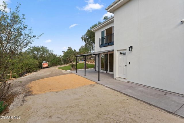 265 Mcknight Road, Newbury Park, CA 91320