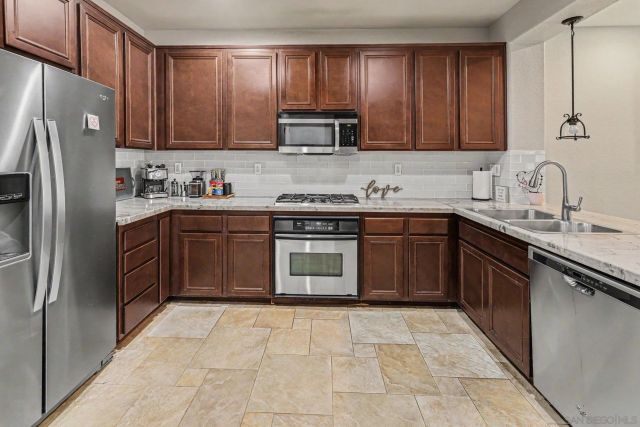 13050 Jicama Terrace, San Diego, CA 92130