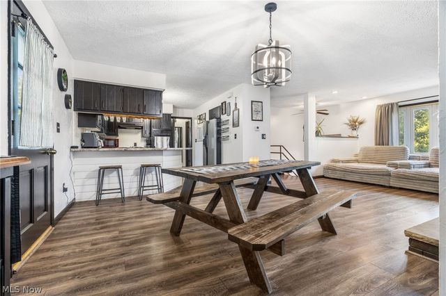 6226 Woodmoor Avenue NW, Canton, OH 44718