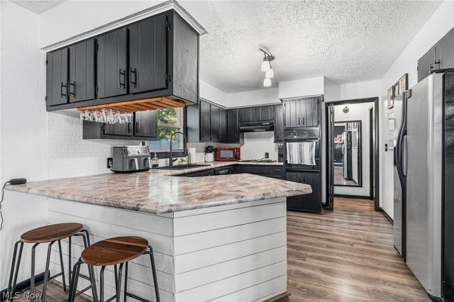 6226 Woodmoor Avenue NW, Canton, OH 44718