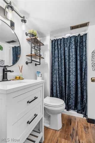 6226 Woodmoor Avenue NW, Canton, OH 44718