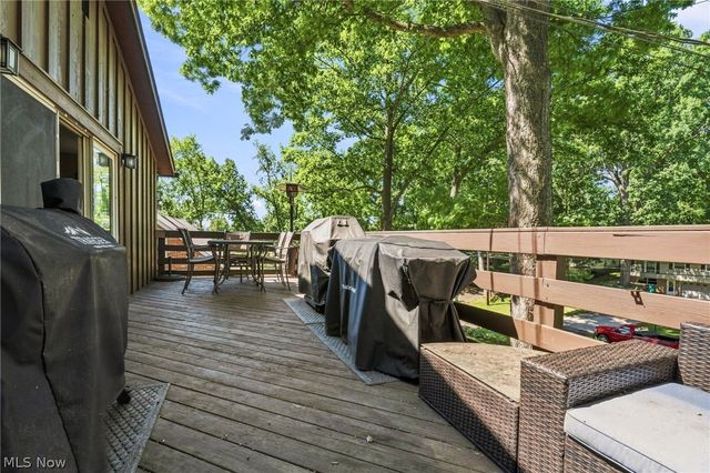 6226 Woodmoor Avenue NW, Canton, OH 44718