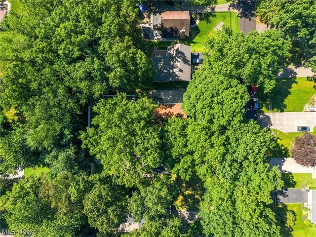 6226 Woodmoor Avenue NW, Canton, OH 44718