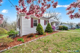 123 Pleasant Avenue, East Haven, CT 06512