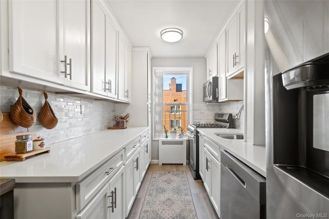 7210 112th Street 6D, Forest Hills, NY 11375