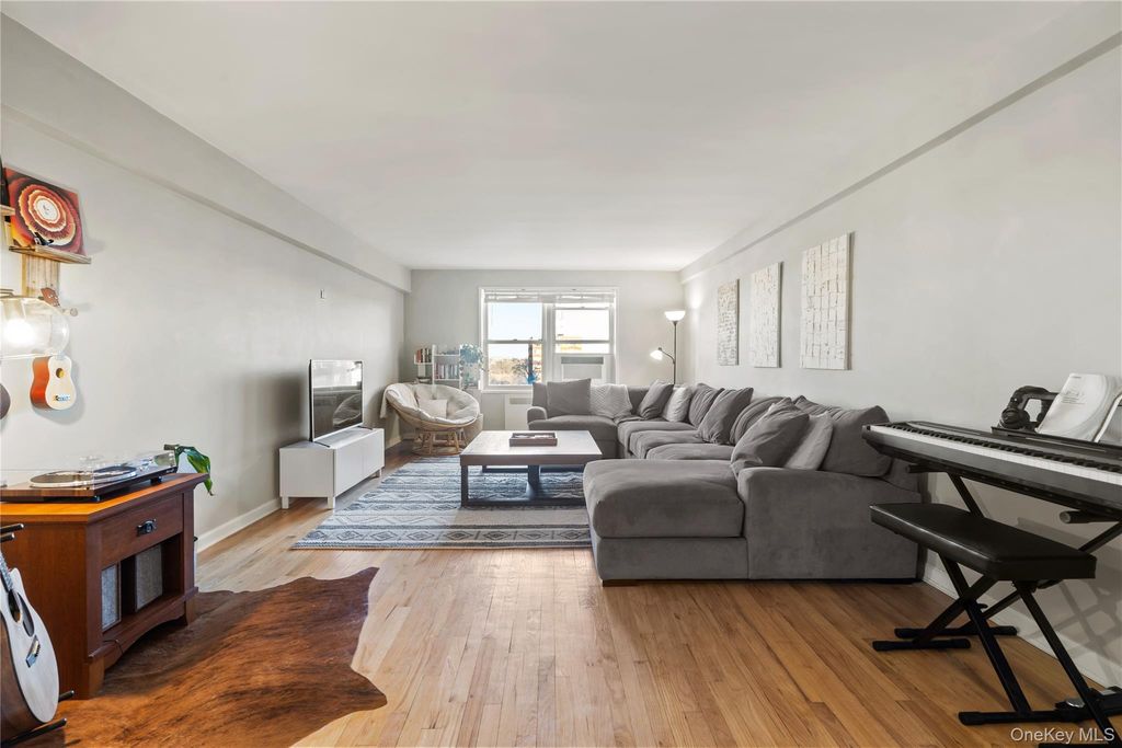 7210 112th Street 6D, Forest Hills, NY 11375