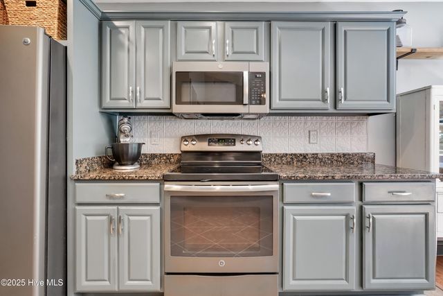 7834 Olde Pond Road, Wilmington, NC 28411