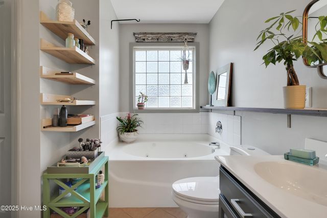 7834 Olde Pond Road, Wilmington, NC 28411