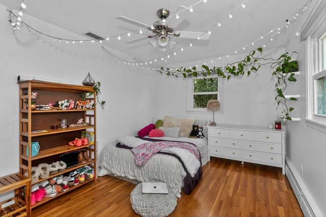 128 Williams St, Ludlow, MA 01056