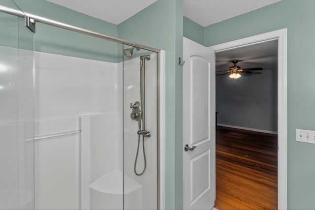 128 Williams St, Ludlow, MA 01056