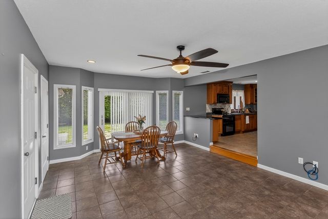 128 Williams St, Ludlow, MA 01056