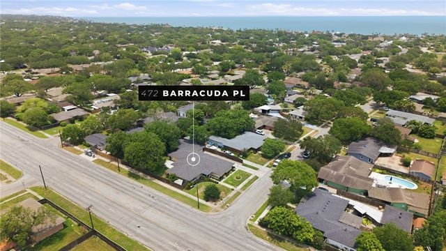 472 Barracuda Pl, Corpus Christi, TX 78411