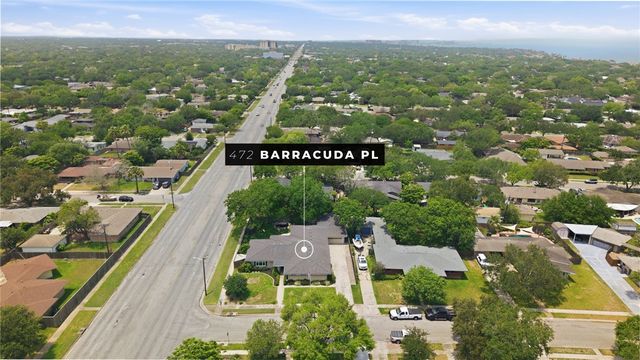 472 Barracuda Pl, Corpus Christi, TX 78411