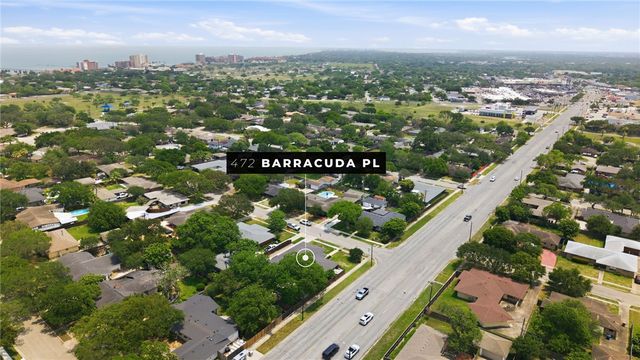 472 Barracuda Pl, Corpus Christi, TX 78411