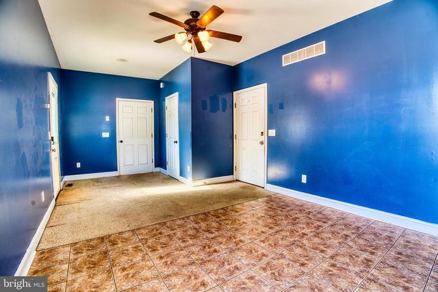 2412 MIDSTATE RD, Felton, DE 19943