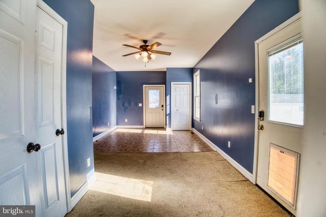 2412 MIDSTATE RD, Felton, DE 19943