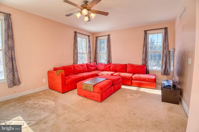 2412 MIDSTATE RD, Felton, DE 19943