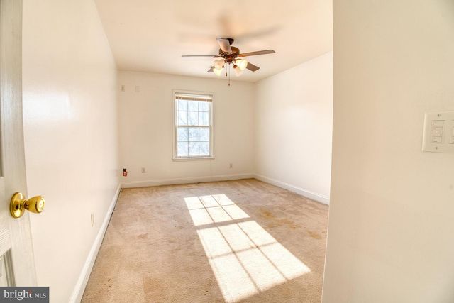 2412 MIDSTATE RD, Felton, DE 19943