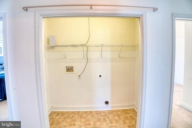 2412 MIDSTATE RD, Felton, DE 19943