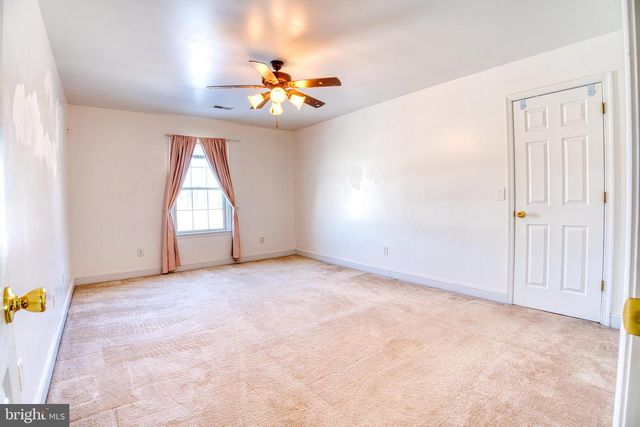 2412 MIDSTATE RD, Felton, DE 19943