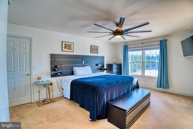 2412 MIDSTATE RD, Felton, DE 19943