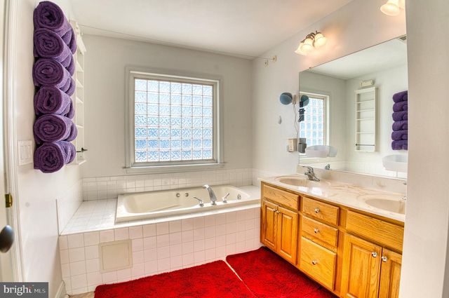 2412 MIDSTATE RD, Felton, DE 19943