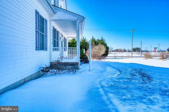 2412 MIDSTATE RD, Felton, DE 19943