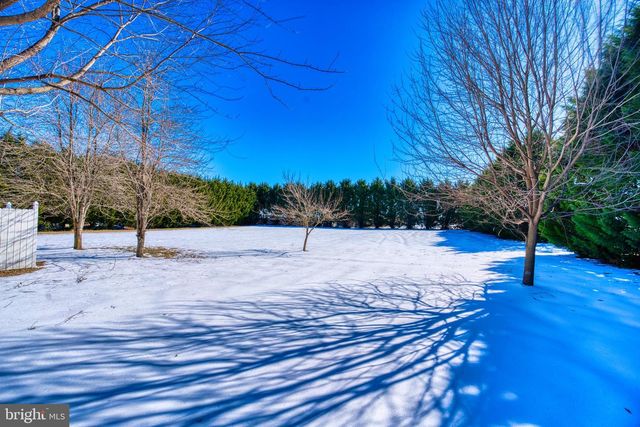 2412 MIDSTATE RD, Felton, DE 19943