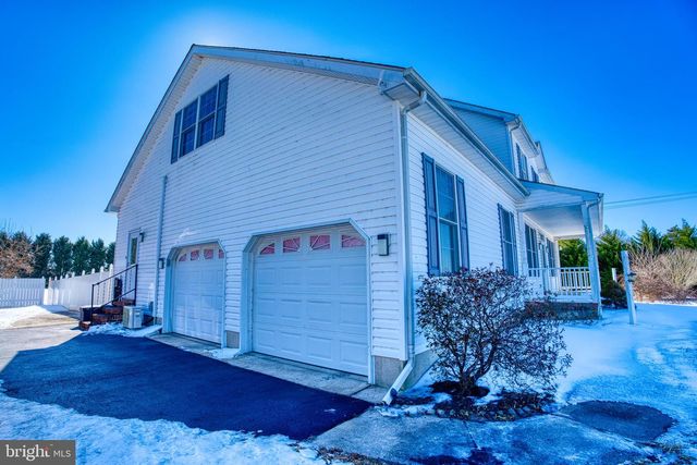 2412 MIDSTATE RD, Felton, DE 19943